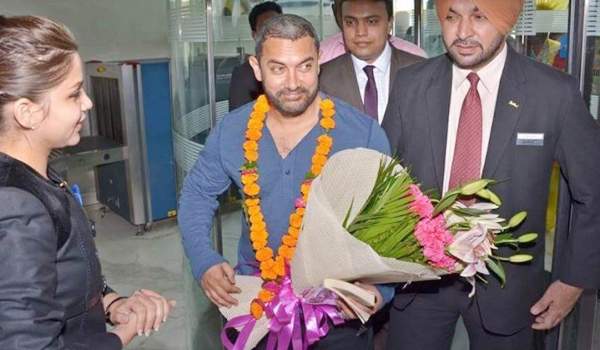 aamirkhan is having breathing problems