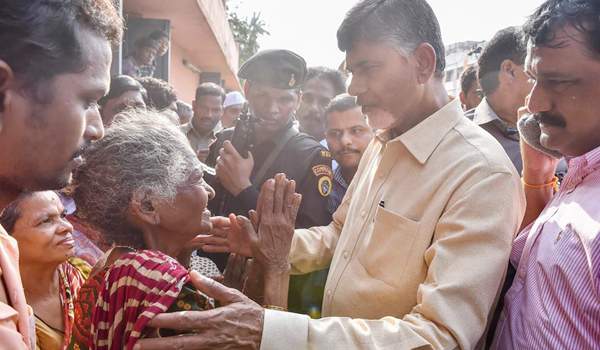 chandrababu naidu meet common people