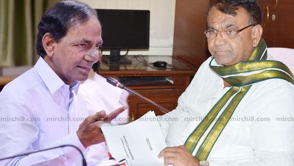 kcr fires on pocharam srinivas reddy for limbaiah issue
