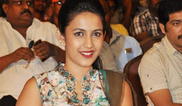 niharika konidela interview