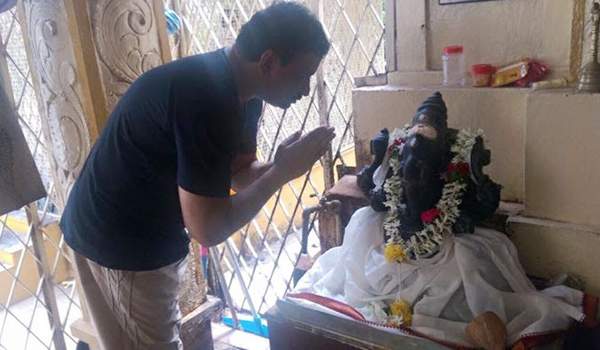 ramgopal varma praying god