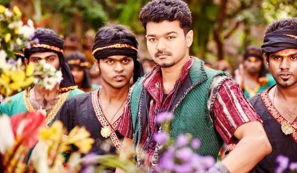 vijay puli director says baahubali is different from puli