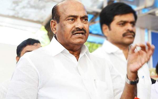 whom JC Diwakar reddy supports