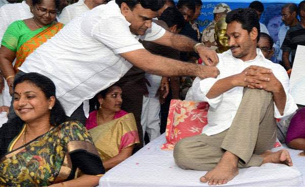 ys jagan steps back discussion