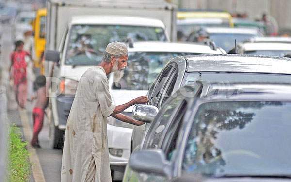 GHMC has no funds to end beggar menace!
