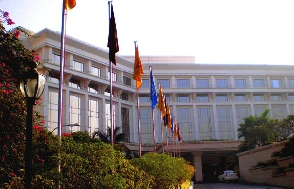Hyderabad hoteliers amaravati