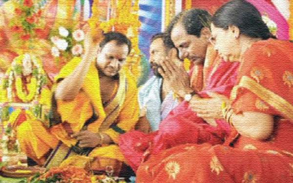 KCR chandi yagam
