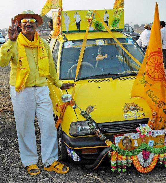 Pic Talk: Meet die-hard yellow fan of NTr