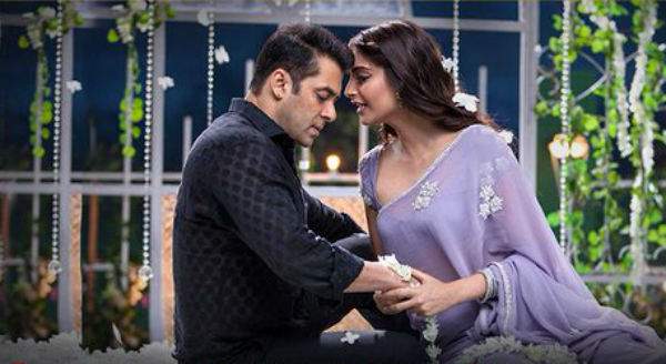 Salman sonam romatic photo