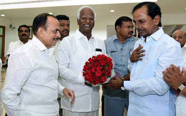 Will KCR attend Amaravati Foundation ceremony?