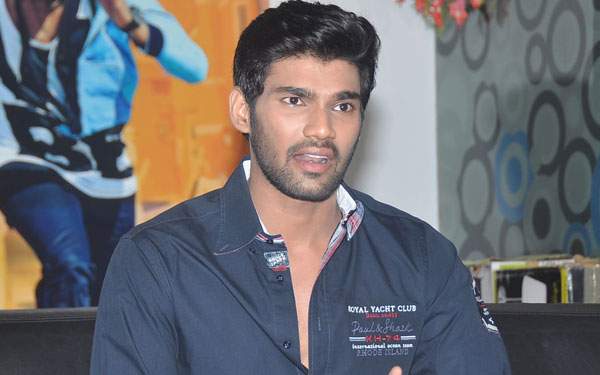 alludu seenu sai srinivas in remake of sundar pandiyan