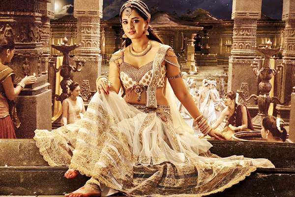 anushka rudhramadevi screens overseas