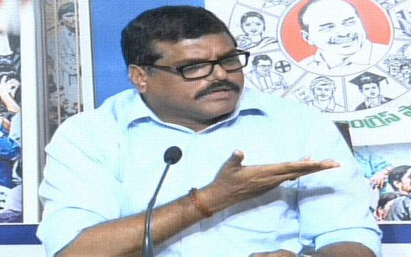botsa satyanarayana disagrees on doctors reports of jagan