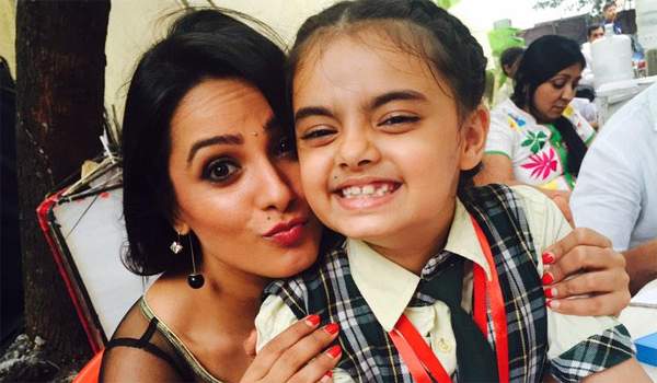 comments on anitha hassanandani in twitter