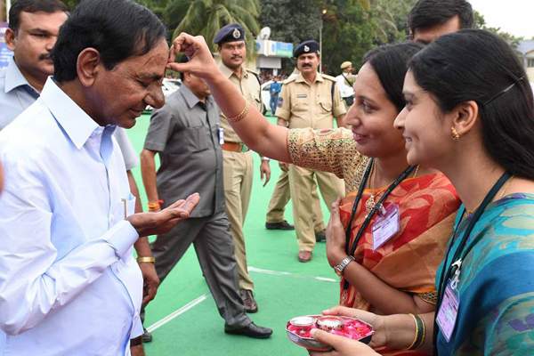 kcr unseen photo
