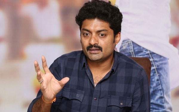nandmuri kalyan ram about jr ntr