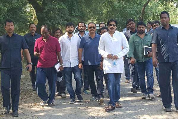 pawan kalyan in gujarat for location hunt
