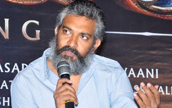 rajamouli to watch rudramadevi today