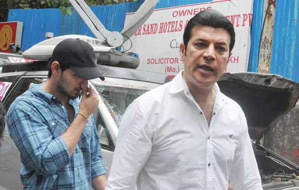 Aditya pancholi high court apartment