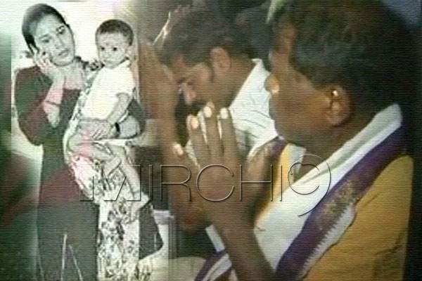 EX MP Rajaiah daughter in law sarika death termed as suicides