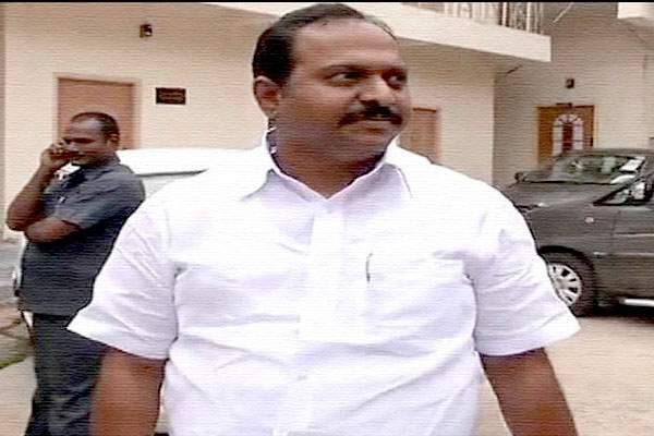 Satish Reddy tdp pulivendula.shakes Jagan in own bastion