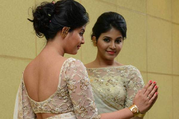 anjali heroine oriented movies