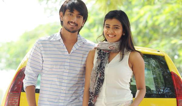 kumari 21f movie distribution rights