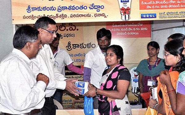 low power consuming fans from central govt to andhra pradesh