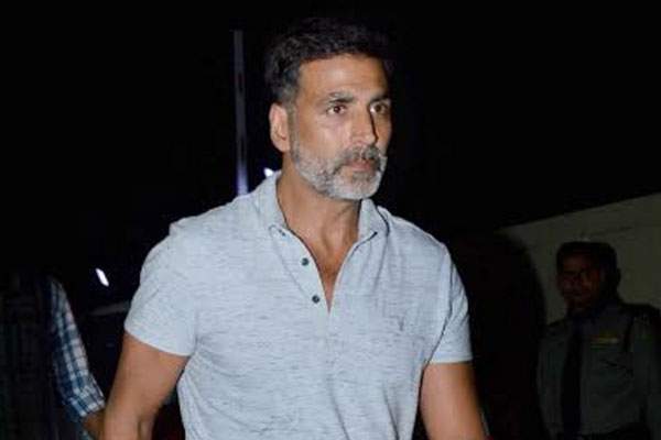Akshay kumar lessens Robo 2.0 budget by 100 crores!
