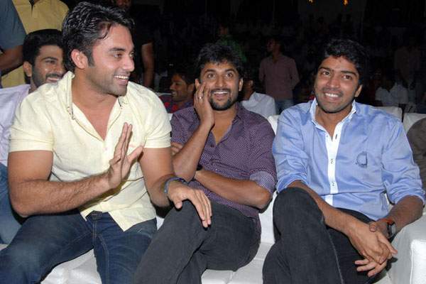 Allari Naresh, Nani Navadeep mana madras kosam chennai floods
