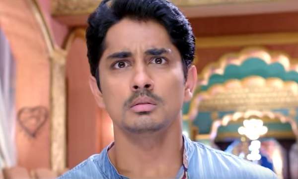 Aranmanai 2 lavish horror comedy