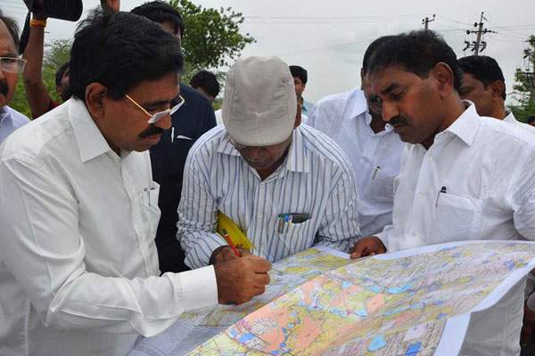 muncipal-minister-narayana-asks-capital-farmers-may-have-to-wait-further