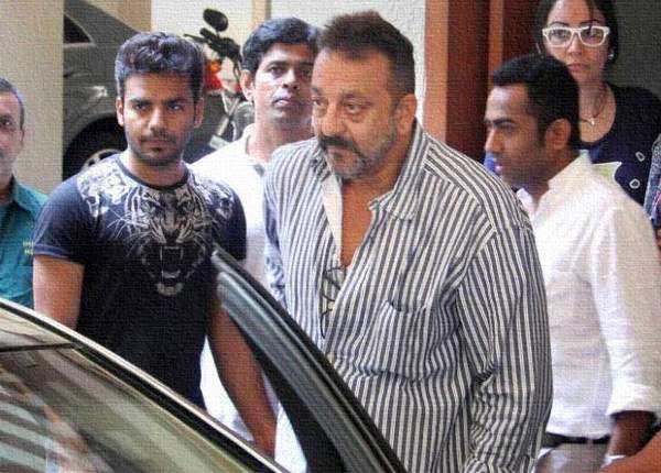 Convicted Superstar sanjay dutt finally to be set free