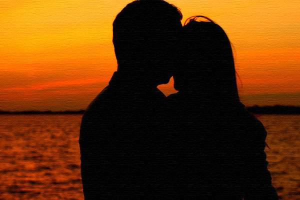 Husband left wife while returning from honeymoon