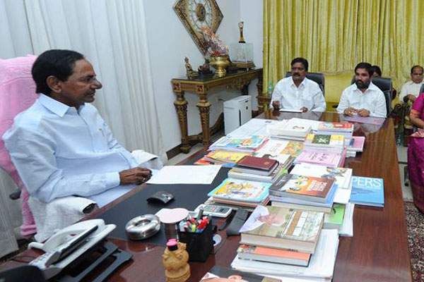 kcr master plan to compete chandrababu