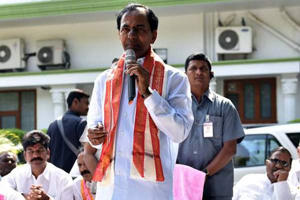 KCR showers sops on settlers