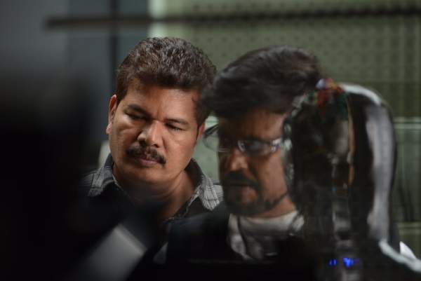 Rajinikanth robo 2.0 working still