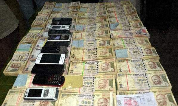 black-and-white-money-india