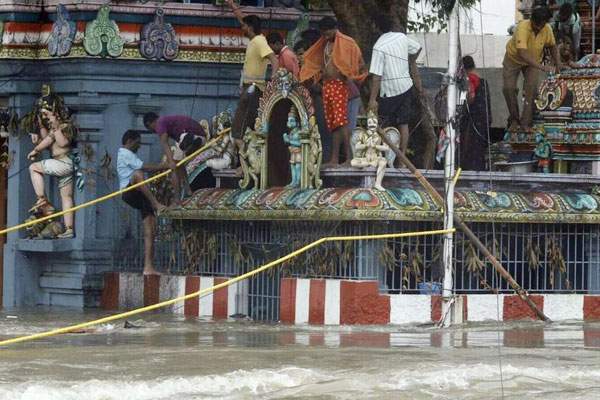 chennai temples not affected by flooded water