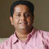 jeethu joseph making telugu debut movie with venkatesh