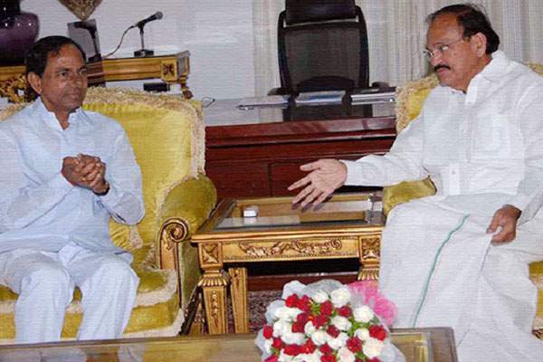 kcr invites venkaiah naidu for ayudha puja