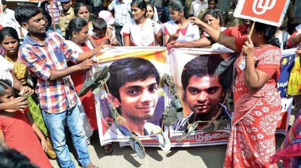 tamil fans protest against hero simbhu and anirudh
