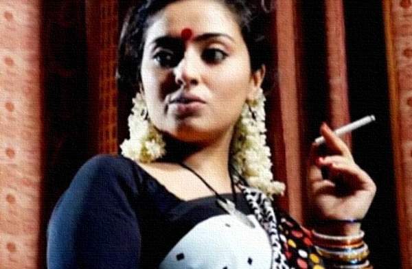 telugu-women-smoking