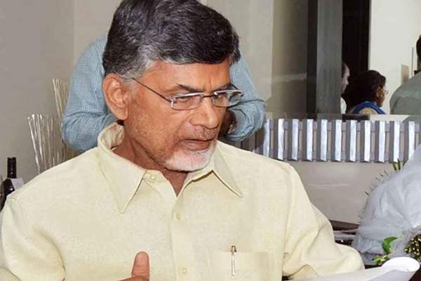 Chandrababu-NAidu-call-to-call-center