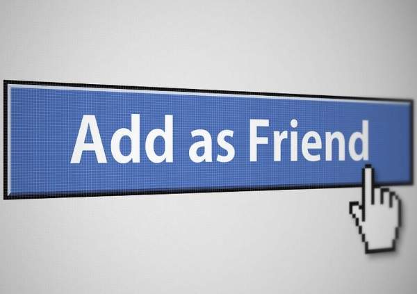 Facebook fake friends study