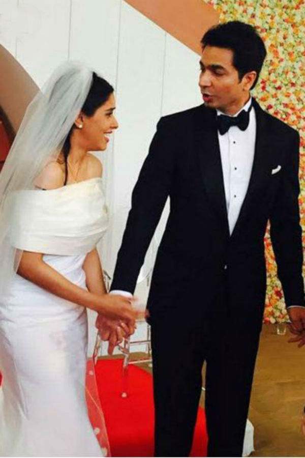 First pic of Asin's Wedding!