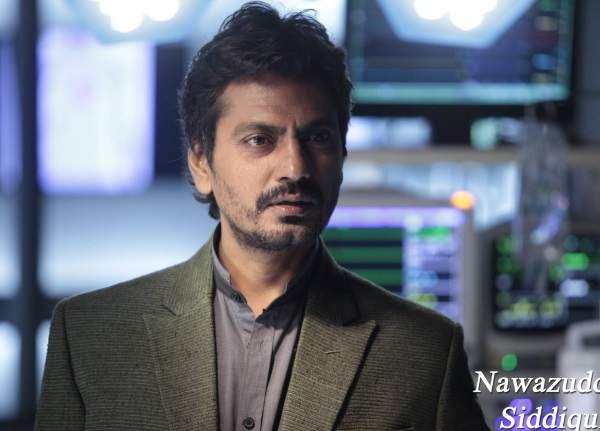 actor-nawazuddin-siddique-goes-against-society-rules-slaps-young-lady