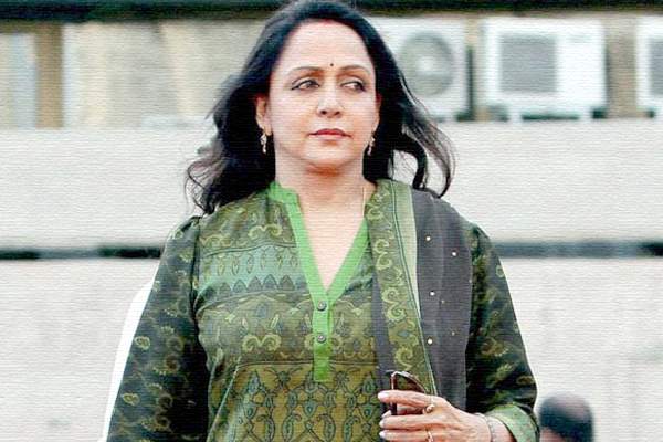 controversy on hemamalini