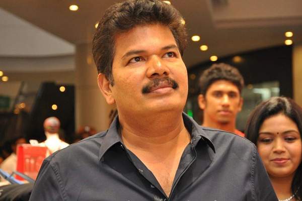 director shankar watches premam movie