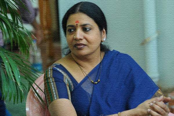 arrest-warrant-against-jeevitha-rajasekhar
